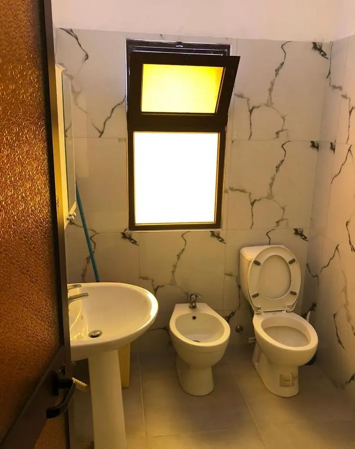 Hotel Gjinaj