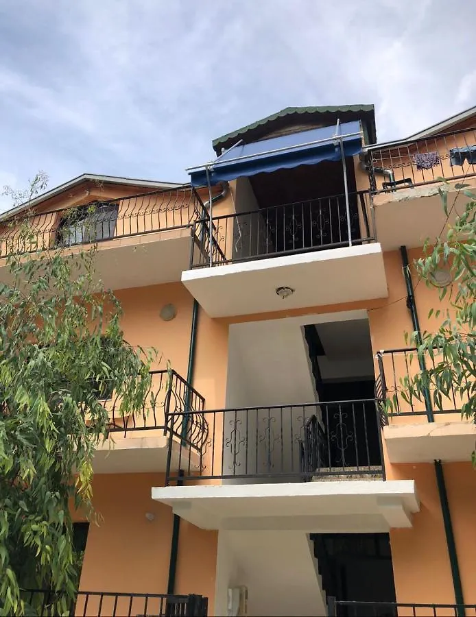 Hotel Gjinaj  Shëngjin